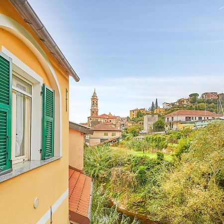 Апартаменты La Casa Sul Fiume Дольчедо Экстерьер фото